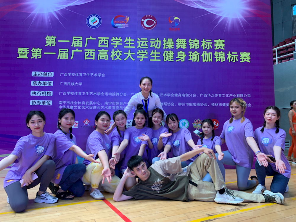 3d6f266c3acd46f88dc327e7ee9f1a6d.png 3d6f266c3acd46f88dc327e7ee9f1a6d.png