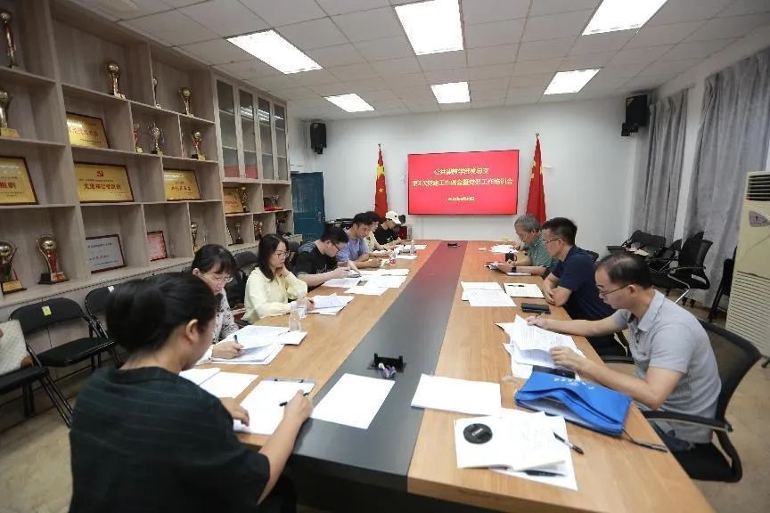 c6d39c9db0fb4accb986fe53625ae880.jpg c6d39c9db0fb4accb986fe53625ae880.jpg