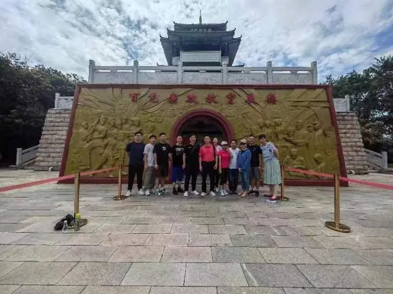 e034b5d66fcf442a89da4f4f5e5f9165.jpg e034b5d66fcf442a89da4f4f5e5f9165.jpg